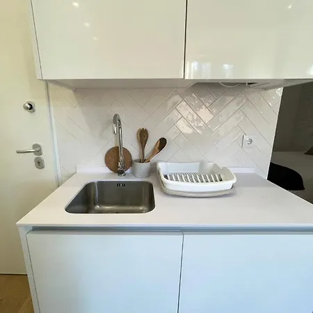 Comfort By The Garden * ליסבון