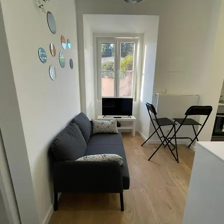 Comfort By The Garden 리스본